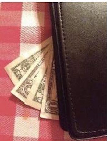 tip like an asshole, how to tip like an asshole, asshole tip, bad tip, bad tips, poor tipper, horrible tip, awful tipper, good tip, good tips, funny pics, funny pictures, funny photos, funny pic, funny vids, funny vid, funny pic