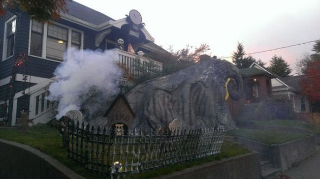 craziest halloween decorations