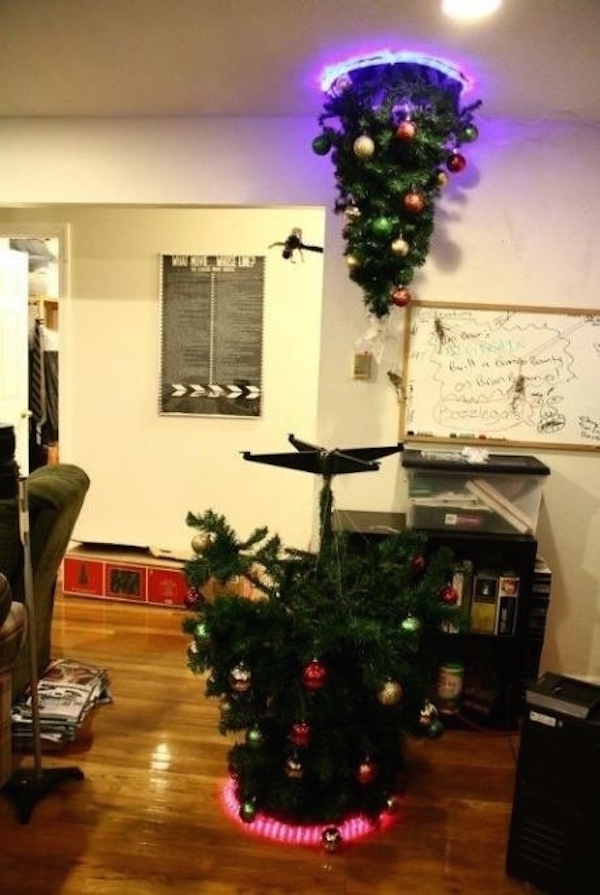 And Here Are The Absolute Funniest Christmas Decorations Ever