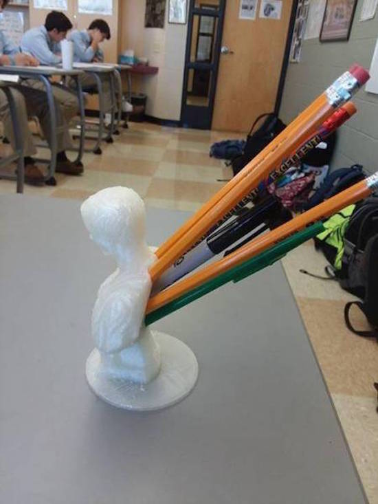 funny pic of caesar pencil holder
