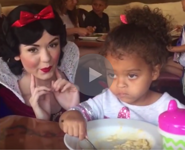 funny video of little girl wants nothing to do with snow white