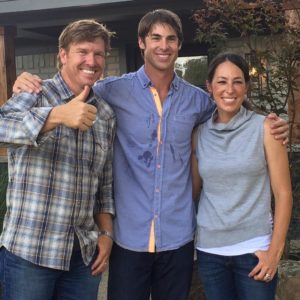 fixer upper, fixer, upper, hgtv, chip, joanna, chip and joanna gaines, magnolia reality, furniture, remodel, new home, interior design ideas, fixer upper secrets, HGTV, myths, scandals, behind the scenes,