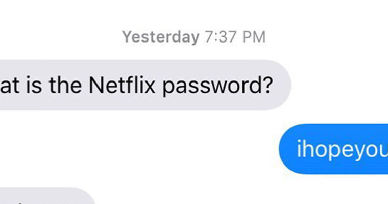 17 Downright Hilarious Texts You’d Only Get From Your Sister