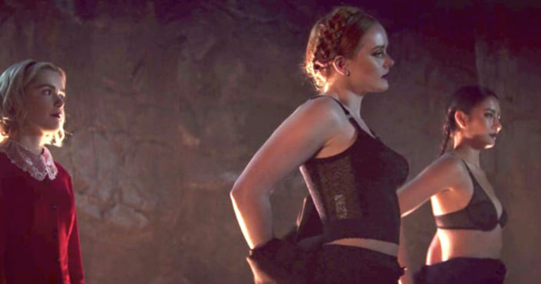 13 Of The Sexiest Netflix Scenes Of 2018