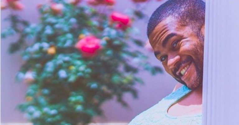 Here’s The Hilarious Pregnancy Photo Trend That’s Going To Be All Over Instagram