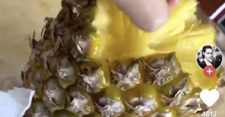 Turns Out You’ve Been Eating Pineapple The Wrong Way Your Whole Life