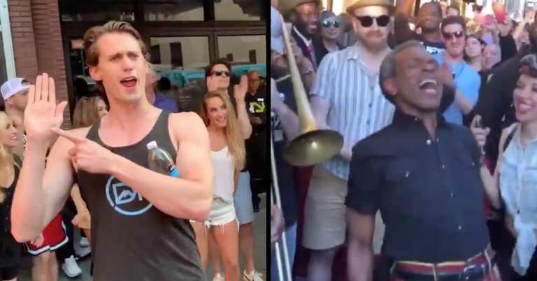 New York City Experienced A Massive Blackout, So Broadway Stars Took To The Streets