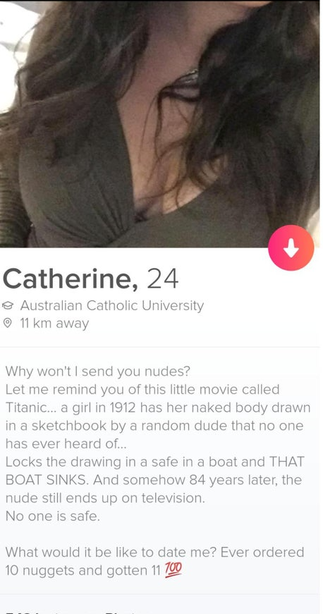 Accidentally (intentional?) nudity : r/Tinder