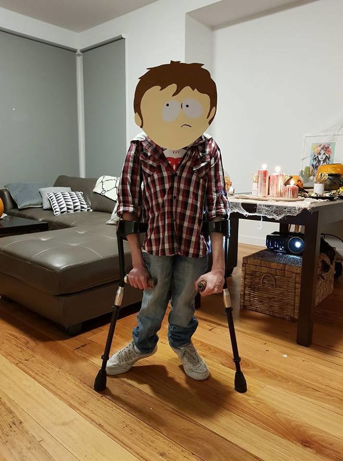 10 Halloween on crutches / cane ideas