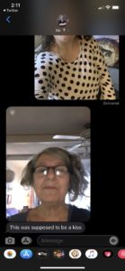People Are Sending Their Moms Selfies And Sharing Responses (42 Pics)