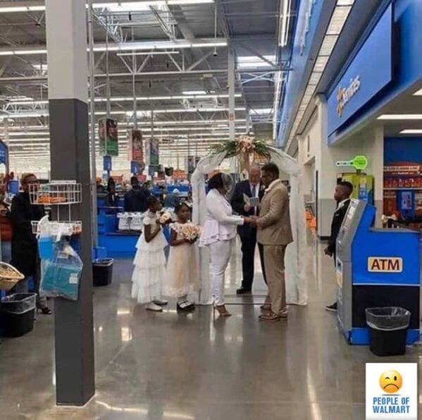 people of walmart, funny people of walmart, walmart people fail, people of walmart blog, funniest people of walmart, trashy people of walmart