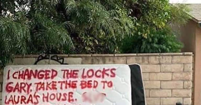 cheating husband mattress, cheating husband spraypainted mattress, note to cheating husband spraypainted on mattress