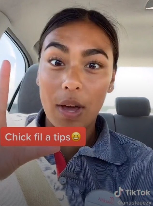 Former Employees Are Sharing Fast Food Hacks On TikTok (15 Pics)