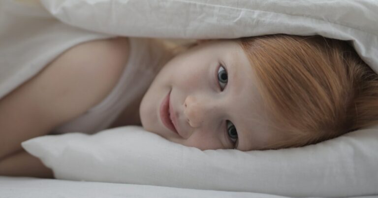 Teacher Shares Best Bedtime Chart For Kids Depending On Age And Wake Up Time