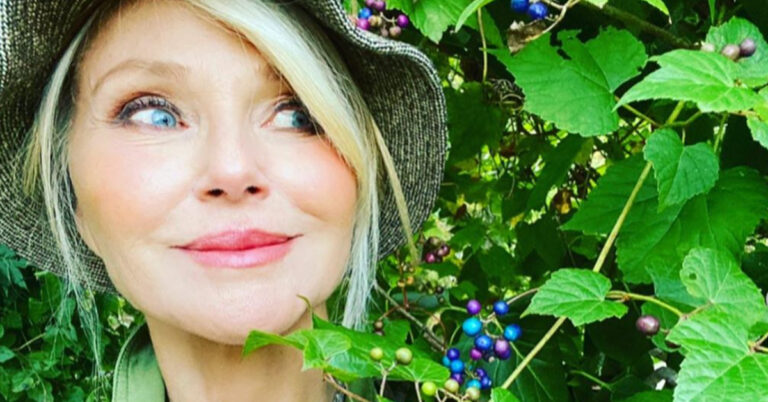 Christie Brinkley Responds To Troll Who Told Her She’s Looking “So Old”