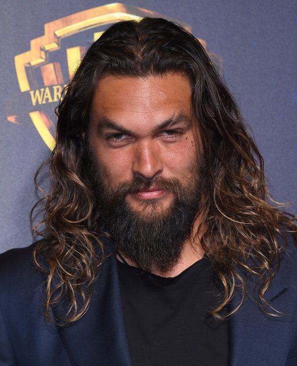 Jason momoa smiling, red carpet, aquaman, Celebrities rude to fans, never meet your heroes, bad celeb encounters, rude famous people, admired celebs, never meet your heroes