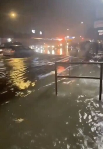 Pictures Of The Biblical Flooding Of New York City Are Pouring In (40 ...