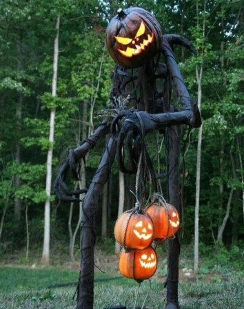 36 Creative Pumpkin Carvers That Took Things To Another Artistic Level