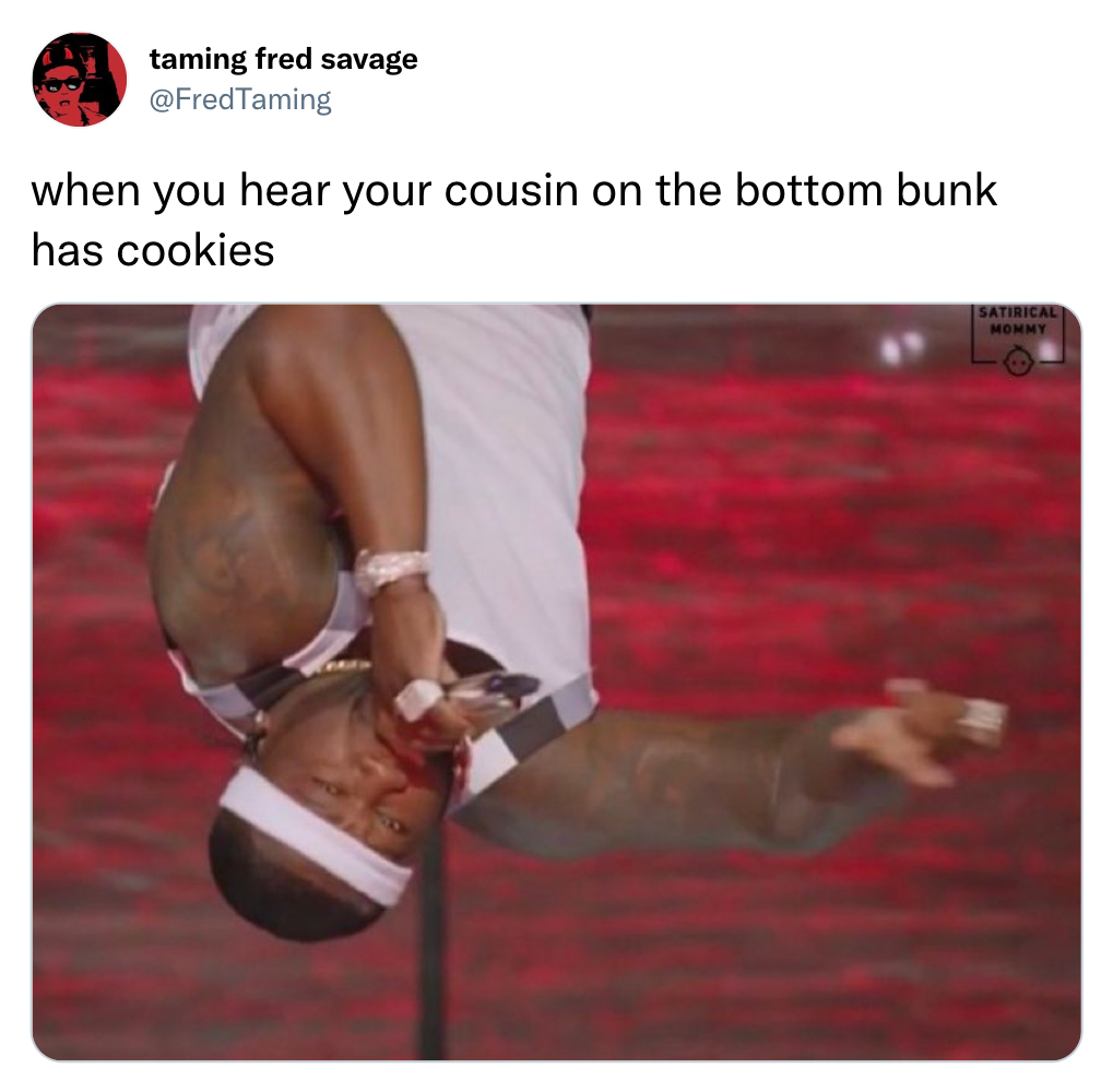 super bowl 2022 memes - 50 cent upside down when you hear your cousin on the bottom bunk has cookies