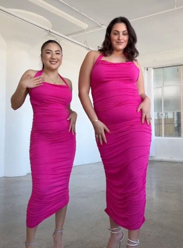 These Women Are Going Viral For Comparing XL And XS Sizes Of The Same  Outfits, And It's Pretty Eye-Opening