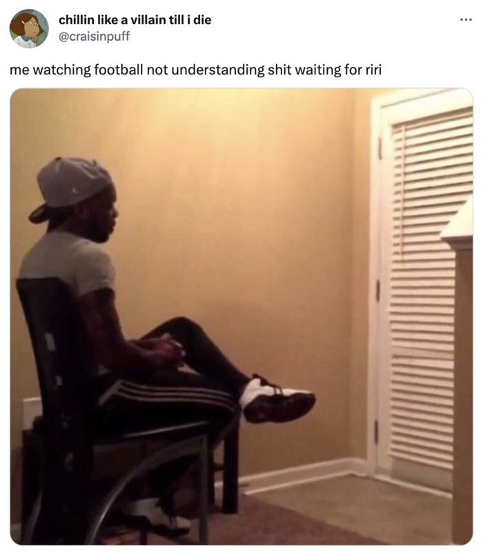 super bowl 2023 meme - waiting for riri