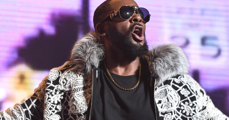 R Kelly Was Sentenced To An Additional 20 Years For Child Pornography