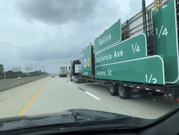 interesting pics - road signs true size