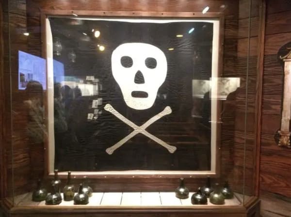 interesting pics - authentic jolly roger flag