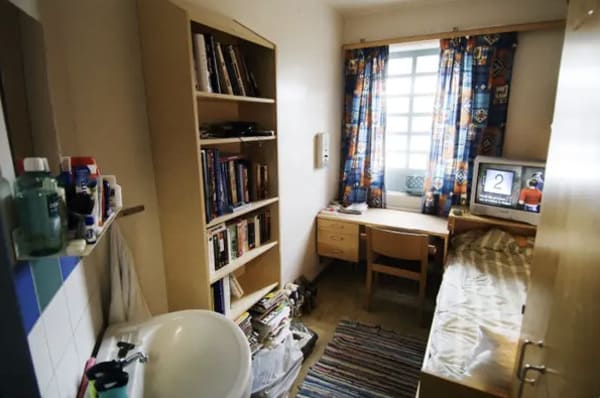 interesting pics - Swedish prison cell 