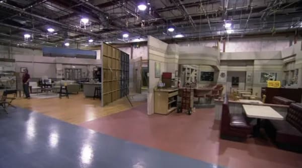 interesting pics - seinfeld set