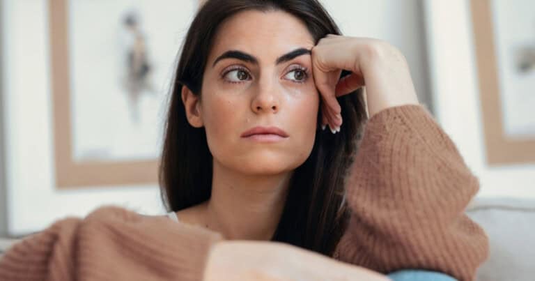 Psychology Says People Drawn To This Color Are More Likely To Be Overthinkers